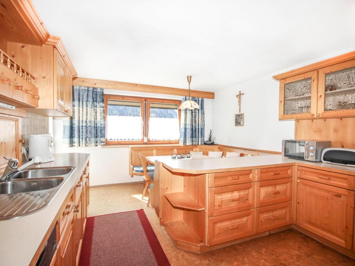 Holiday Home Hoelzl By Interhome Flirsch Exterior foto